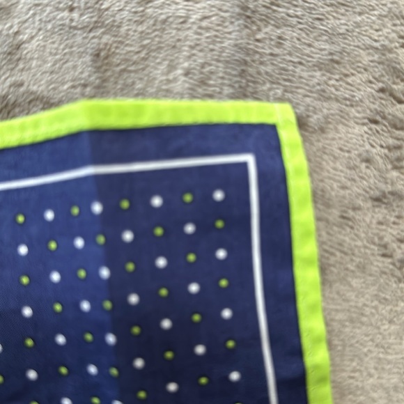 2 Men’s Pocket Squares. 100% cotton. With polka dots and Borders. - Picture 3 of 4